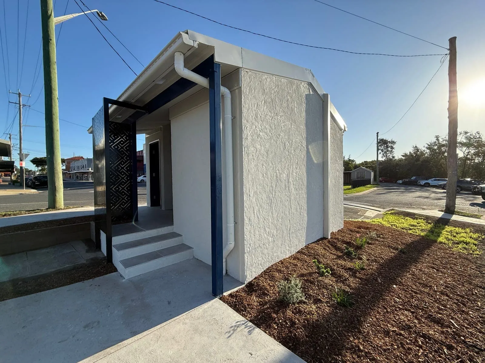 Rendered end wall and new concrete step access at the River Street amenities, Macksville